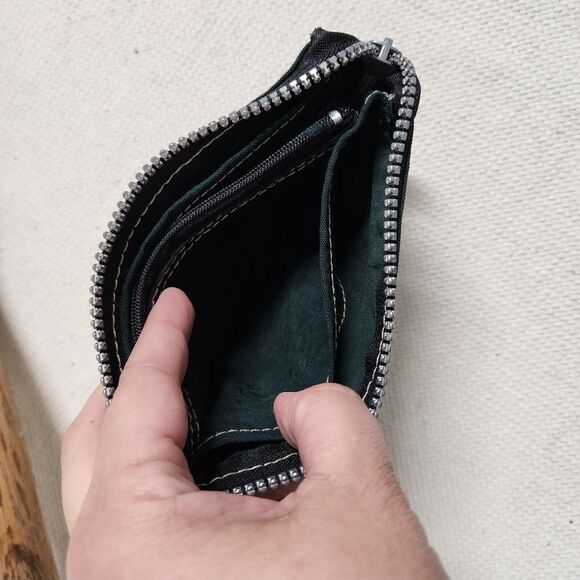 Kipling multi pocket wristlet green - Picture 2 of 10